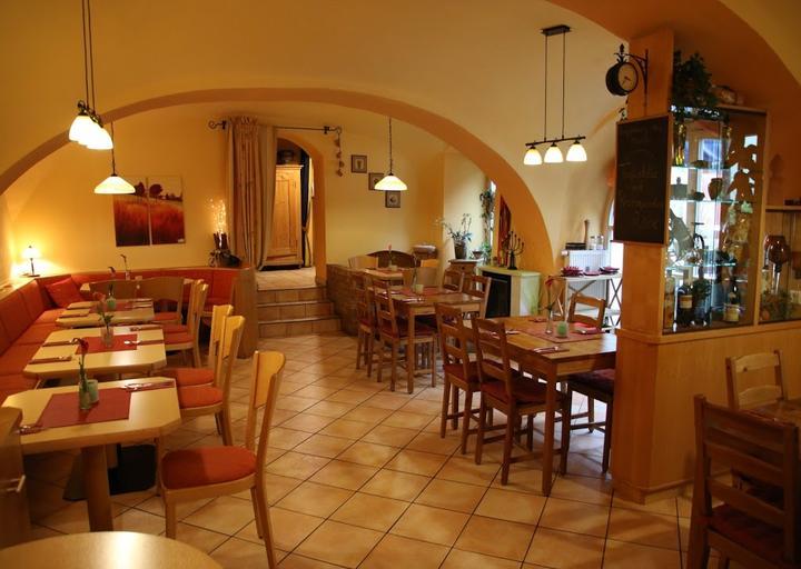 Pizzeria Avanti-Avanti