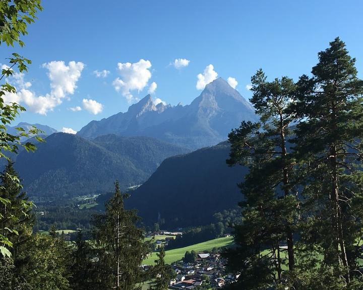 Kastensteinerwand Alm